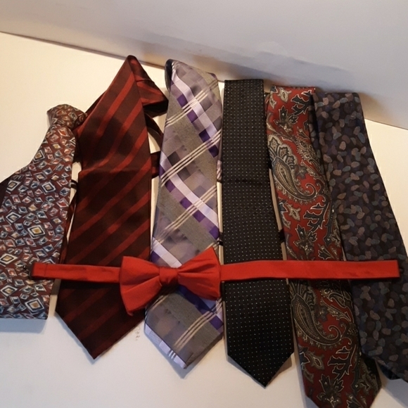 7 neckties - Picture 1 of 8